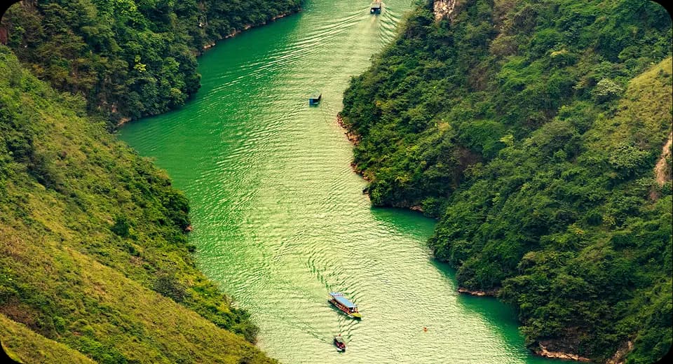 Slow travel destination — river canyon landscape