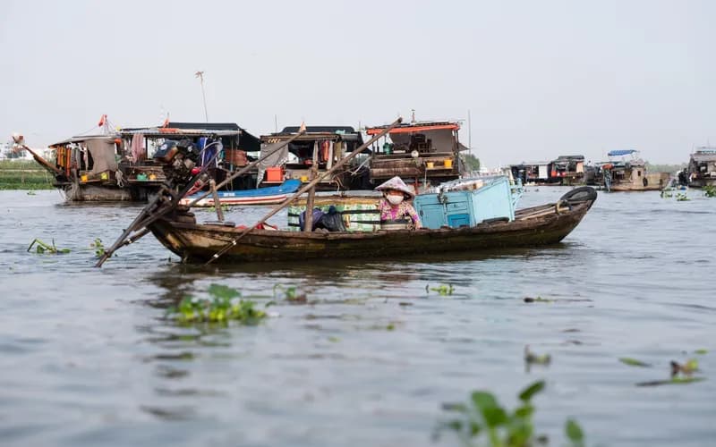 mekong river boats