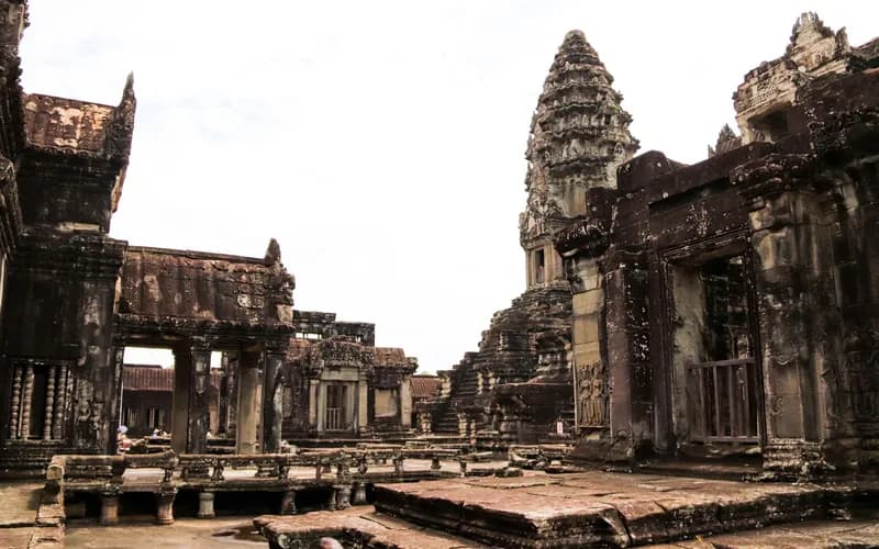 cour du temple d'angkor wat