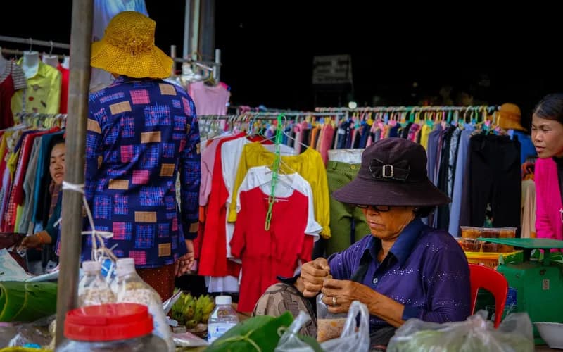 marchande locale marche cambodge