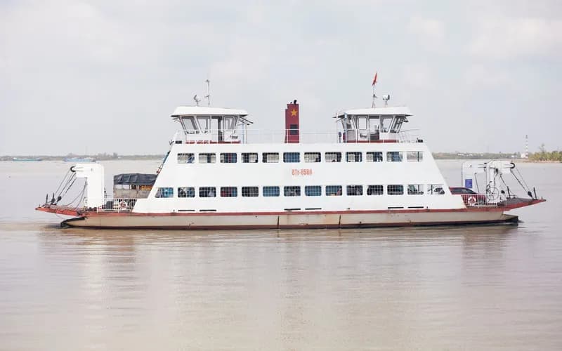 mekong river ferry boat