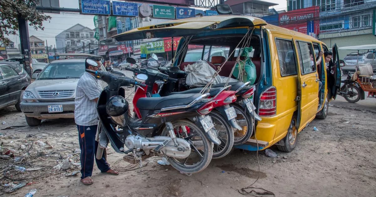 Louer et conduire un deux-roues au Cambodge en 2026 : permis, assurance et amendes
