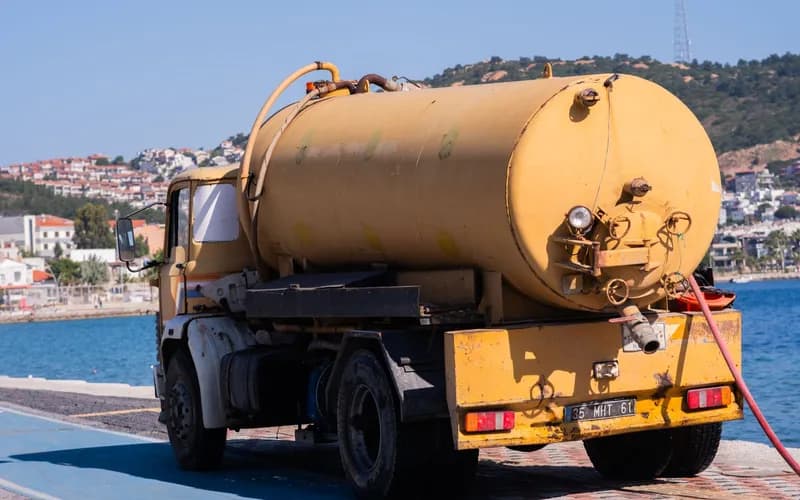 camion-citerne d'eau