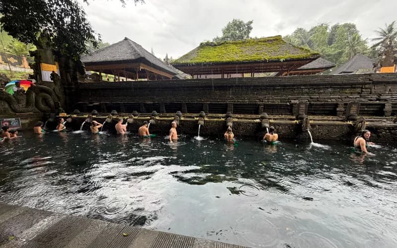 temple de l'eau à bali