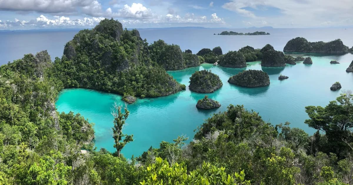 Indonesia's Marine Tourism Reckoning: Raja Ampat, Komodo and the Limits of Growth