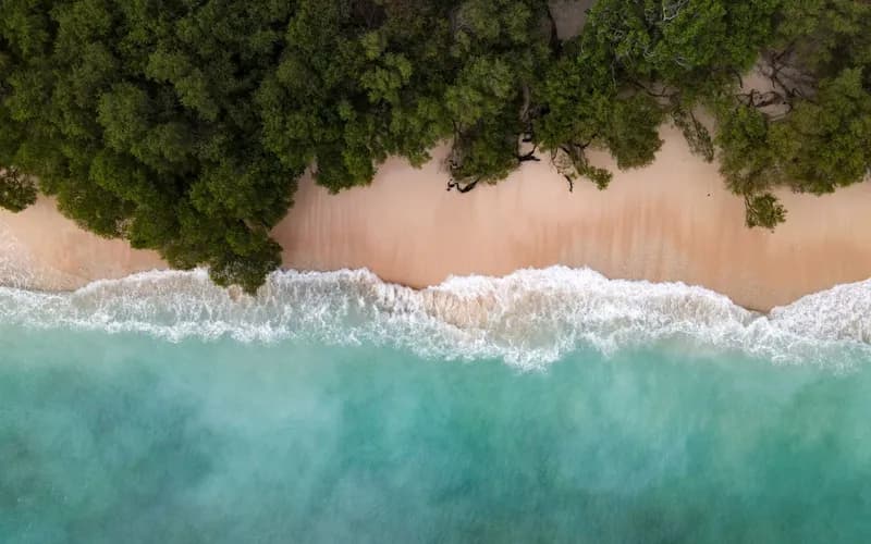 gili islands beach