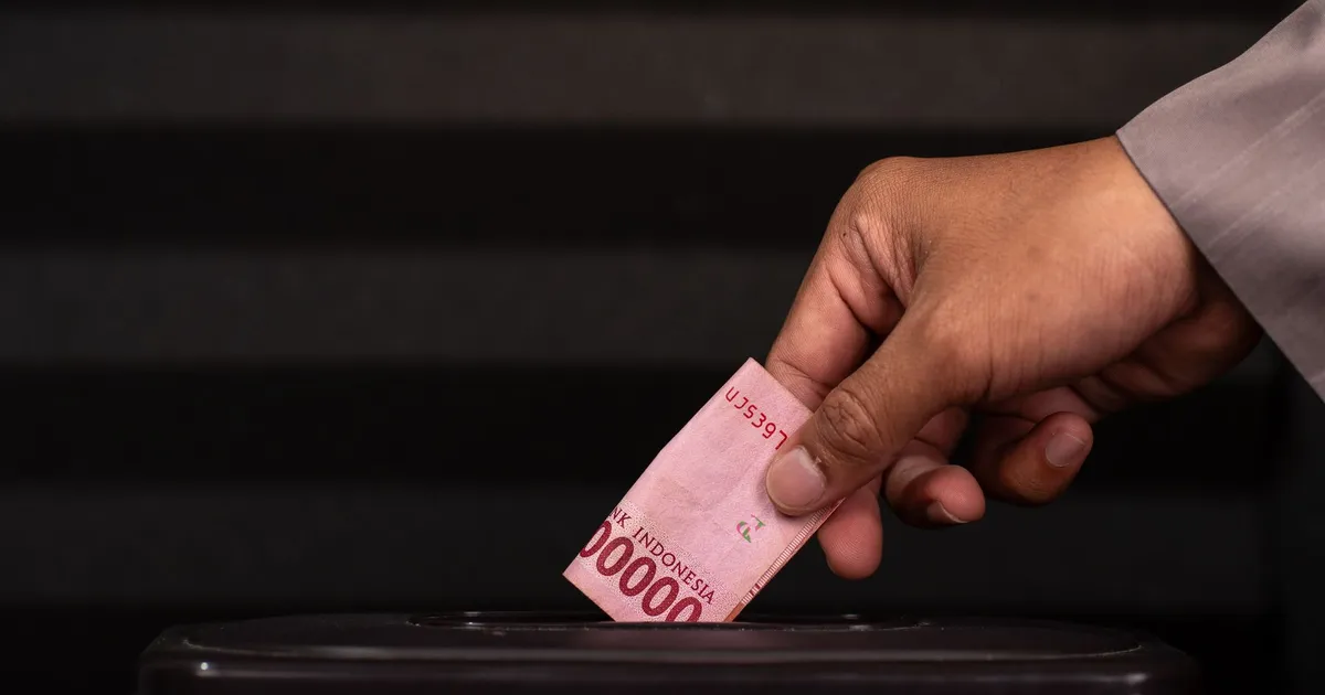 Argent et connexion en Indonésie : roupie, cartes, distributeurs et QRIS