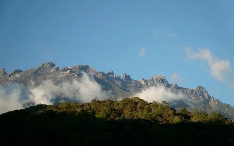 mount kinabalu