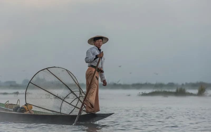 inle lake fisherman
