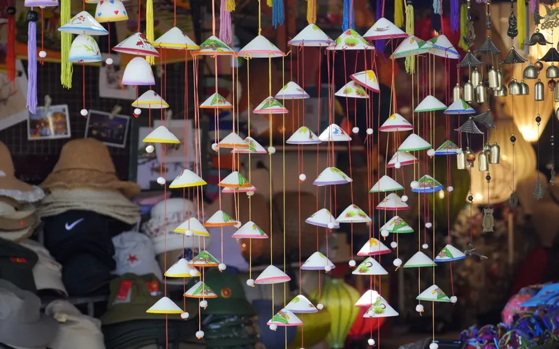 market handicraft stall myanmar