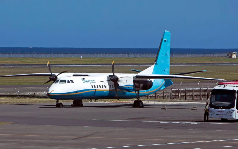 turboprop on tarmac