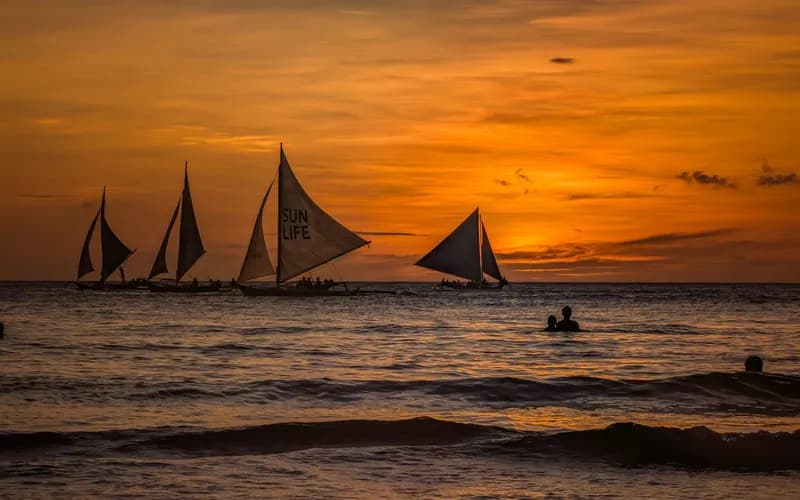 boracay beach crowds sunset