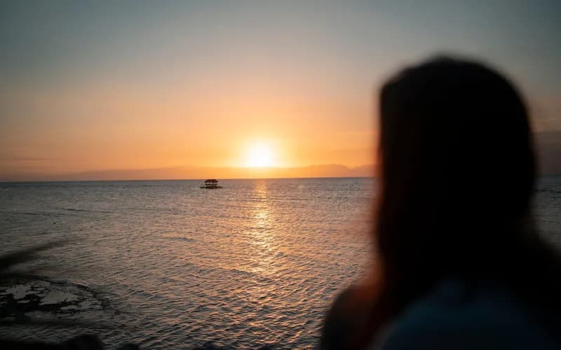 quiet beach sunset siquijor