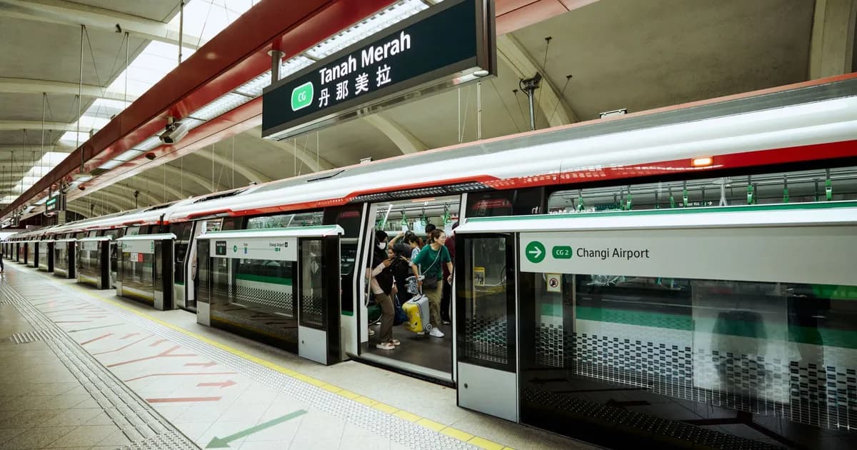 Getting Into and Around Singapore in 2026: SG Arrival Card, SimplyGo and the MRT