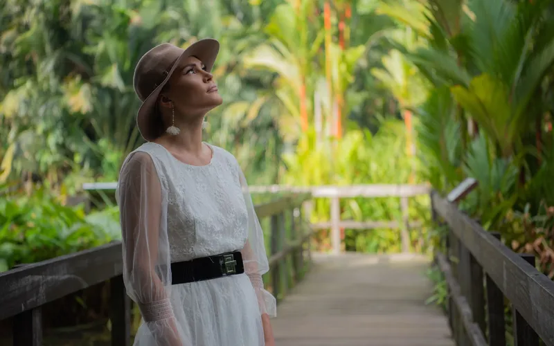 linen clothing tropical heat