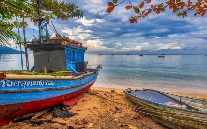 bateaux de pêche lagune