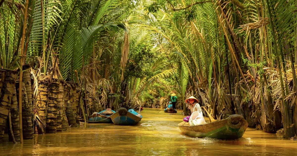 Ben Tre et les bras de coco tranquilles du delta du Mékong