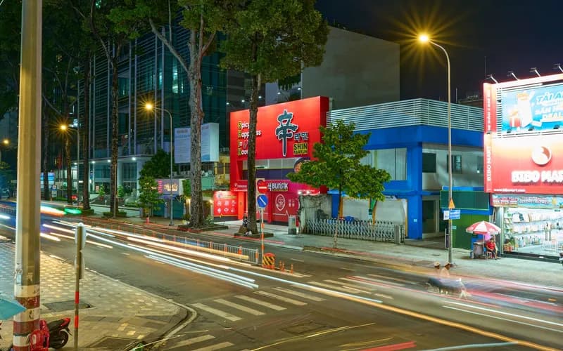 ho chi minh city night street